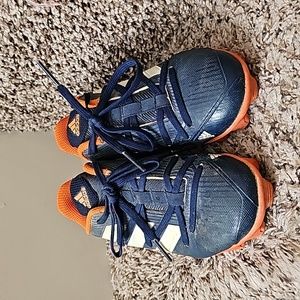 Boys baseball cleats